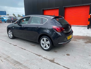 Used Vauxhall Astra 2015 for sale - 78859354: Photo