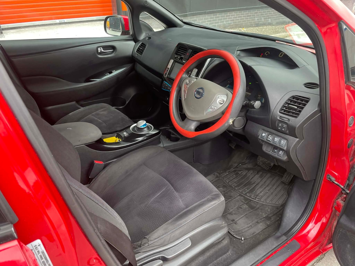 Used Nissan Leaf 2016 for sale - 77241180: Photo 8