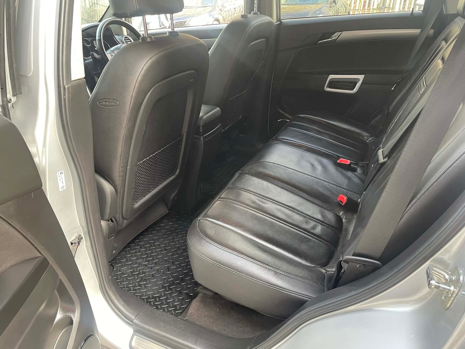 Used Vauxhall Antara 2013 for sale - 77392357: Photo 8