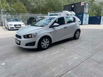 Used Chevrolet Aveo 2013 for sale - 79432049: Photo