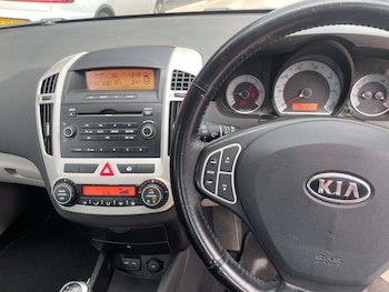 Used Kia Ceed 2007 for sale - 79030225: Photo