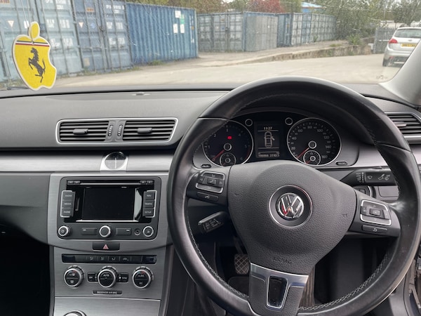 Used Volkswagen Passat 2013 for sale - 76022746: Photo 4
