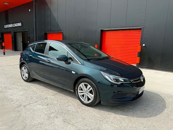 Used Vauxhall Astra 2017 for sale - 79380475: Photo