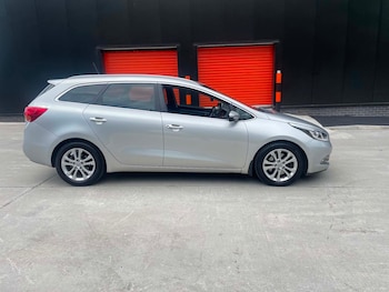 Used Kia Ceed 2013 for sale - 79542791: Photo