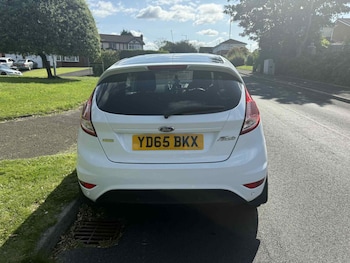 Used Ford Fiesta 2015 for sale - 75511244: Photo