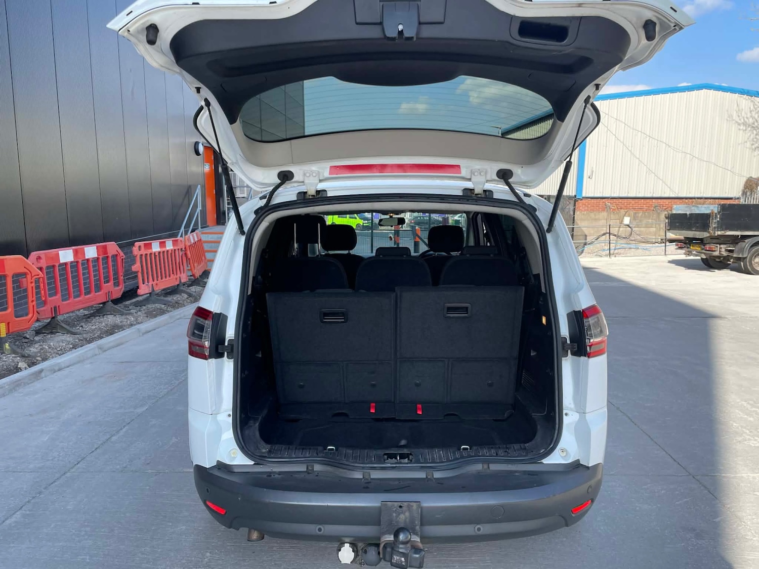 Used Ford S-Max 2012 for sale - 77759974: Photo 12