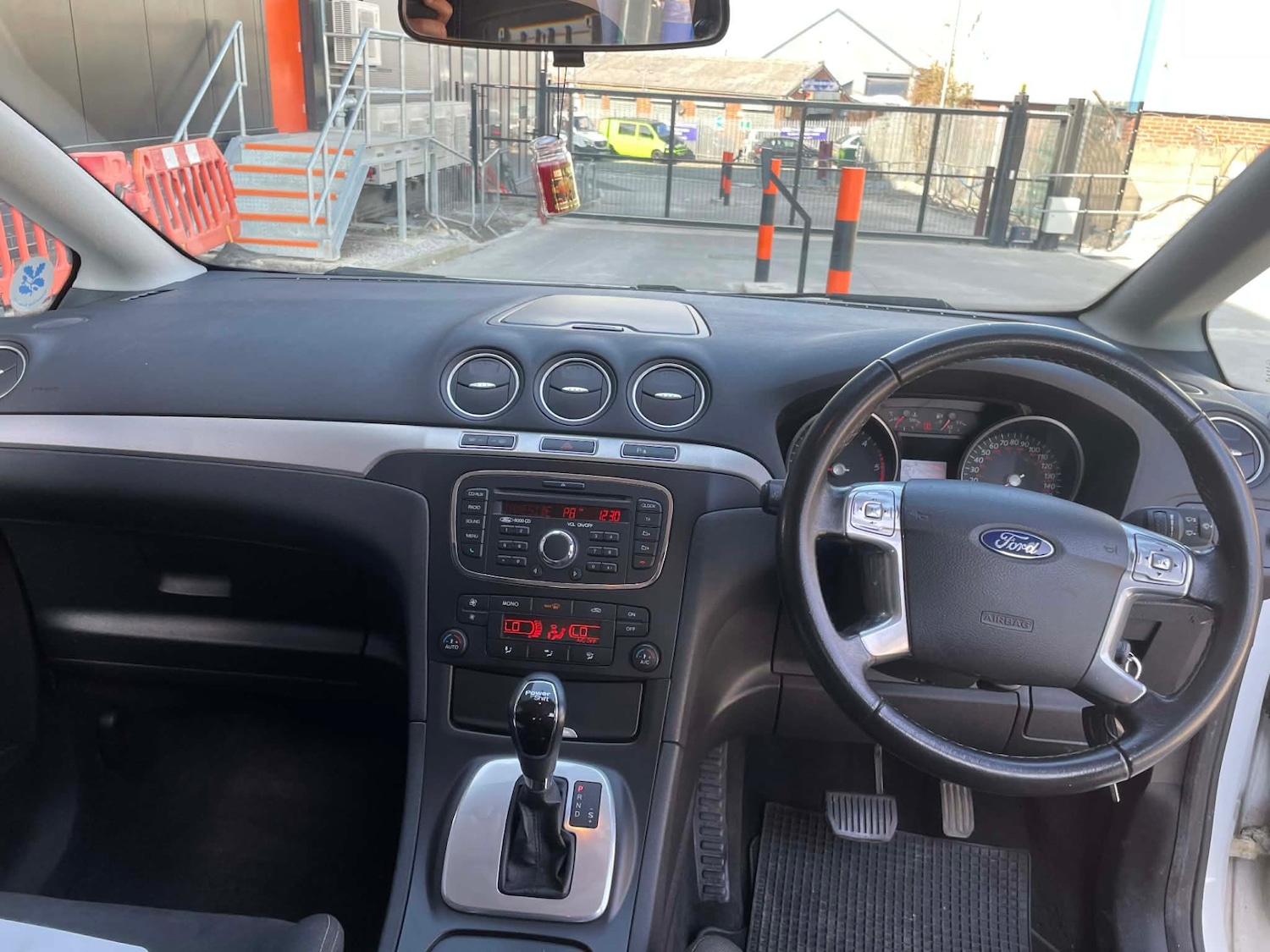 Used Ford S-Max 2012 for sale - 77759974: Photo 6