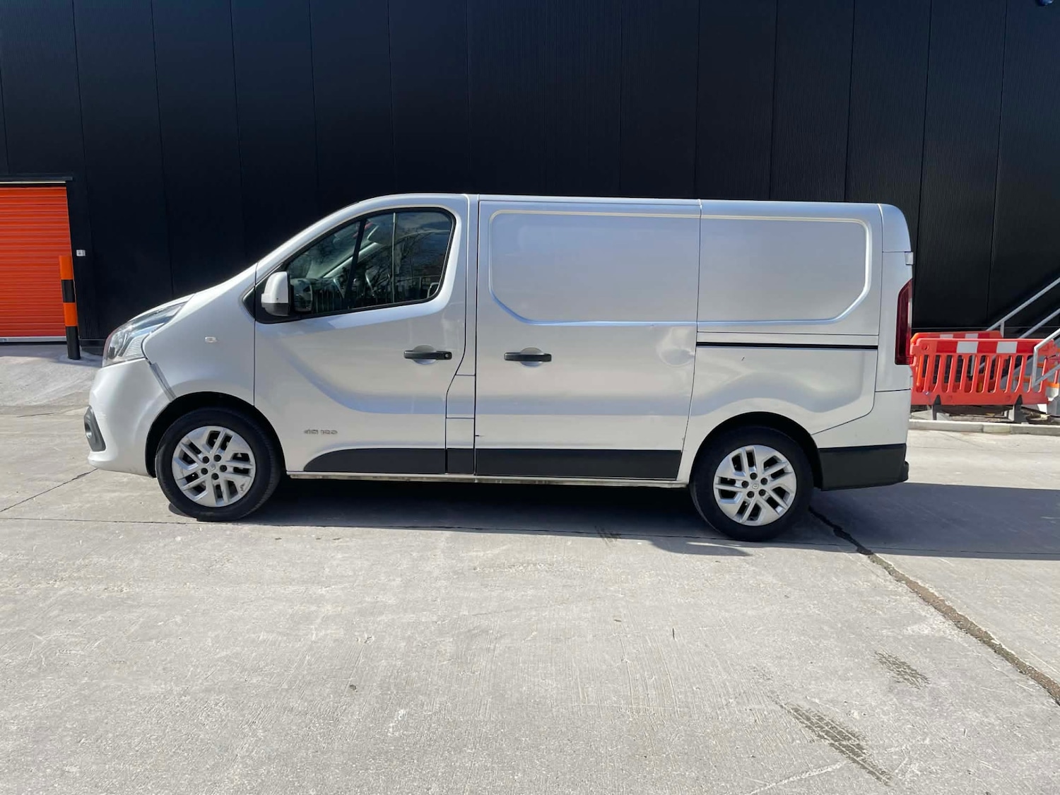 Used Renault Trafic 2014 for sale - 77888686: Photo 11