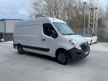 Vauxhall Movano feature image