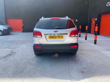 Used Kia Sorento 2012 for sale - 78852996: Photo