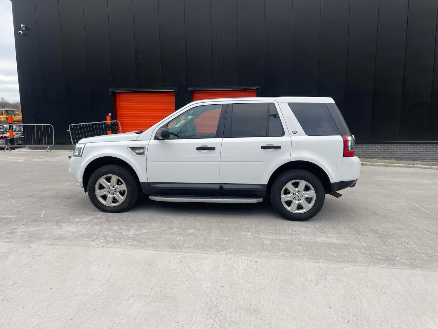Used Land Rover Freelander 2011 for sale - 77064183: Photo 4