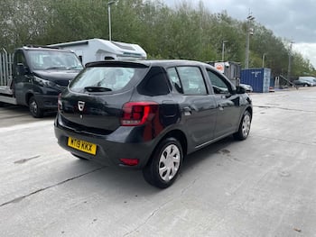 Used Dacia Sandero 2019 for sale - 79732075: Photo
