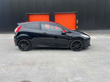 Used Ford Fiesta 2016 for sale - 78274204: Photo