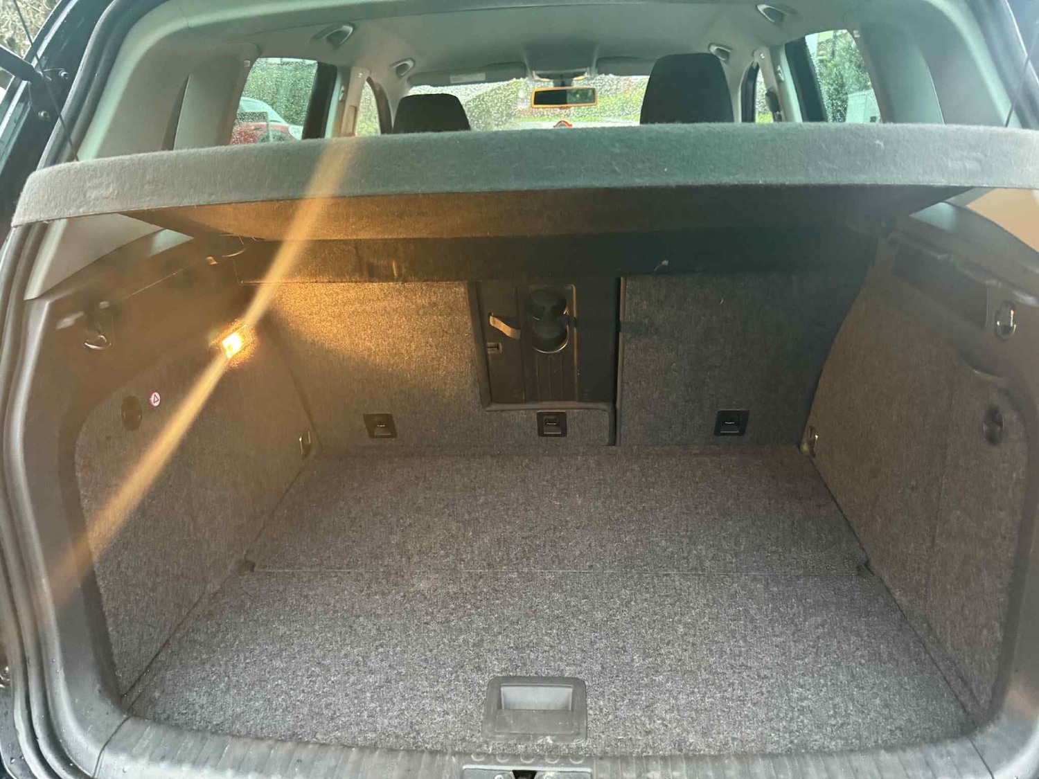 Used Volkswagen Tiguan 2015 for sale - 76542903: Photo 8