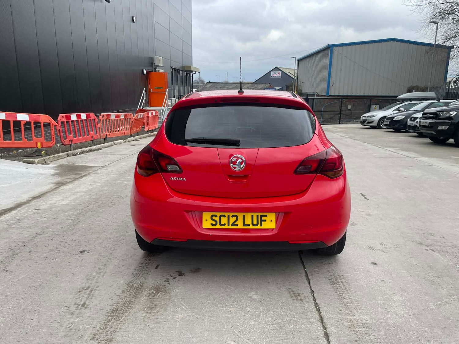 Used Vauxhall Astra 2012 for sale - 77297352: Photo 3