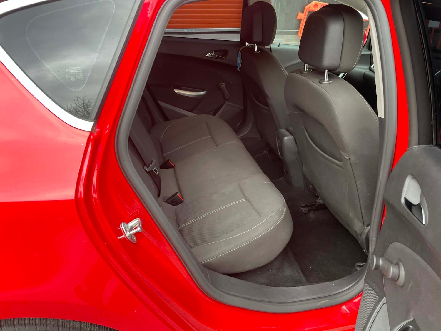 Used Vauxhall Astra 2012 for sale - 77297352: Photo 8