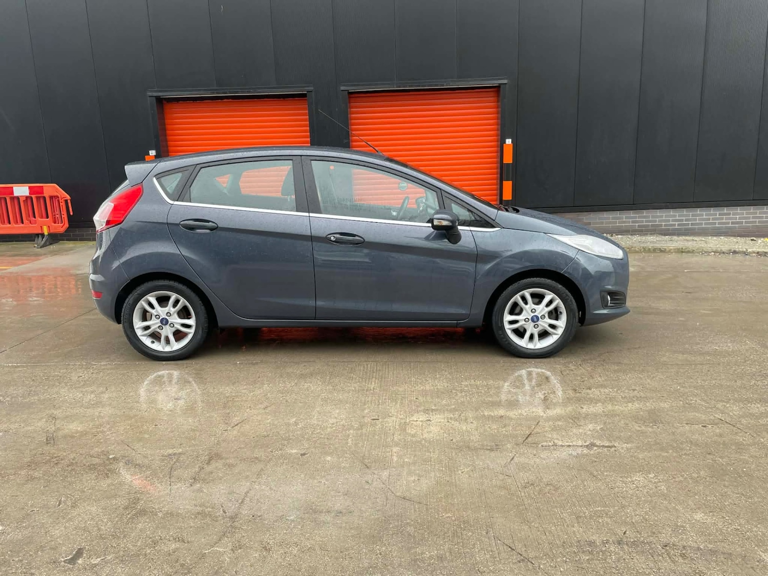 Used Ford Fiesta 2014 for sale - 77516502: Photo 2