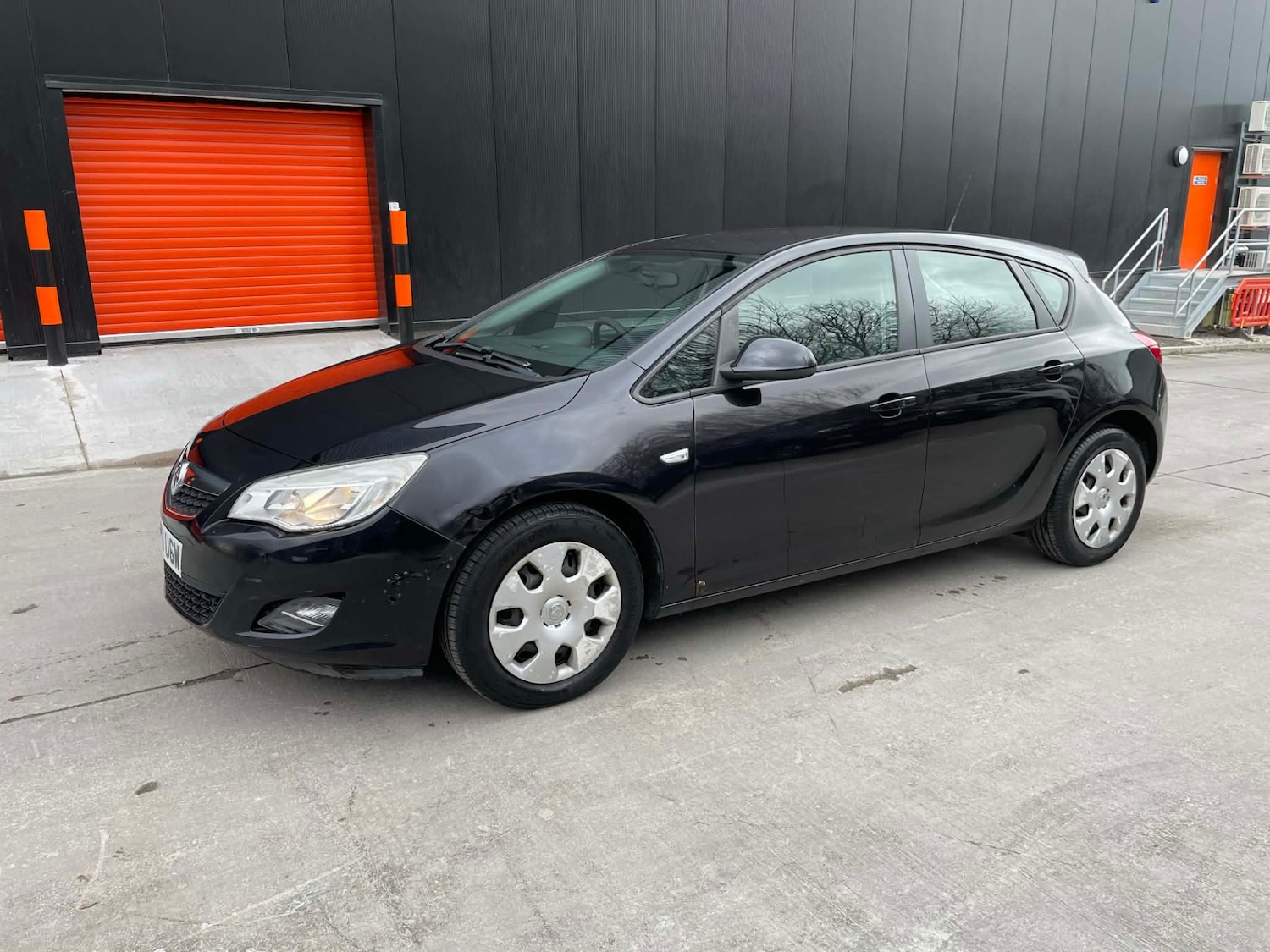 Used Vauxhall Astra 2010 for sale - 77494943: Photo 3