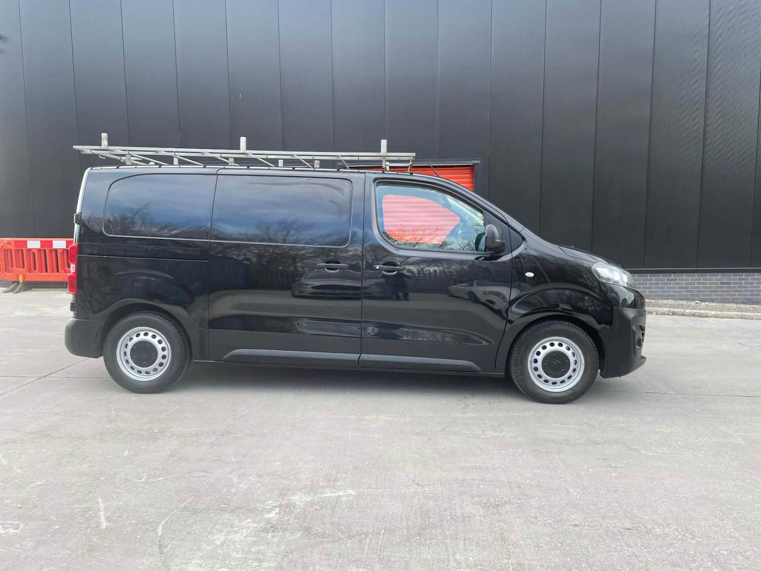 Used Citroen Dispatch 2017 for sale - 77636200: Photo 2