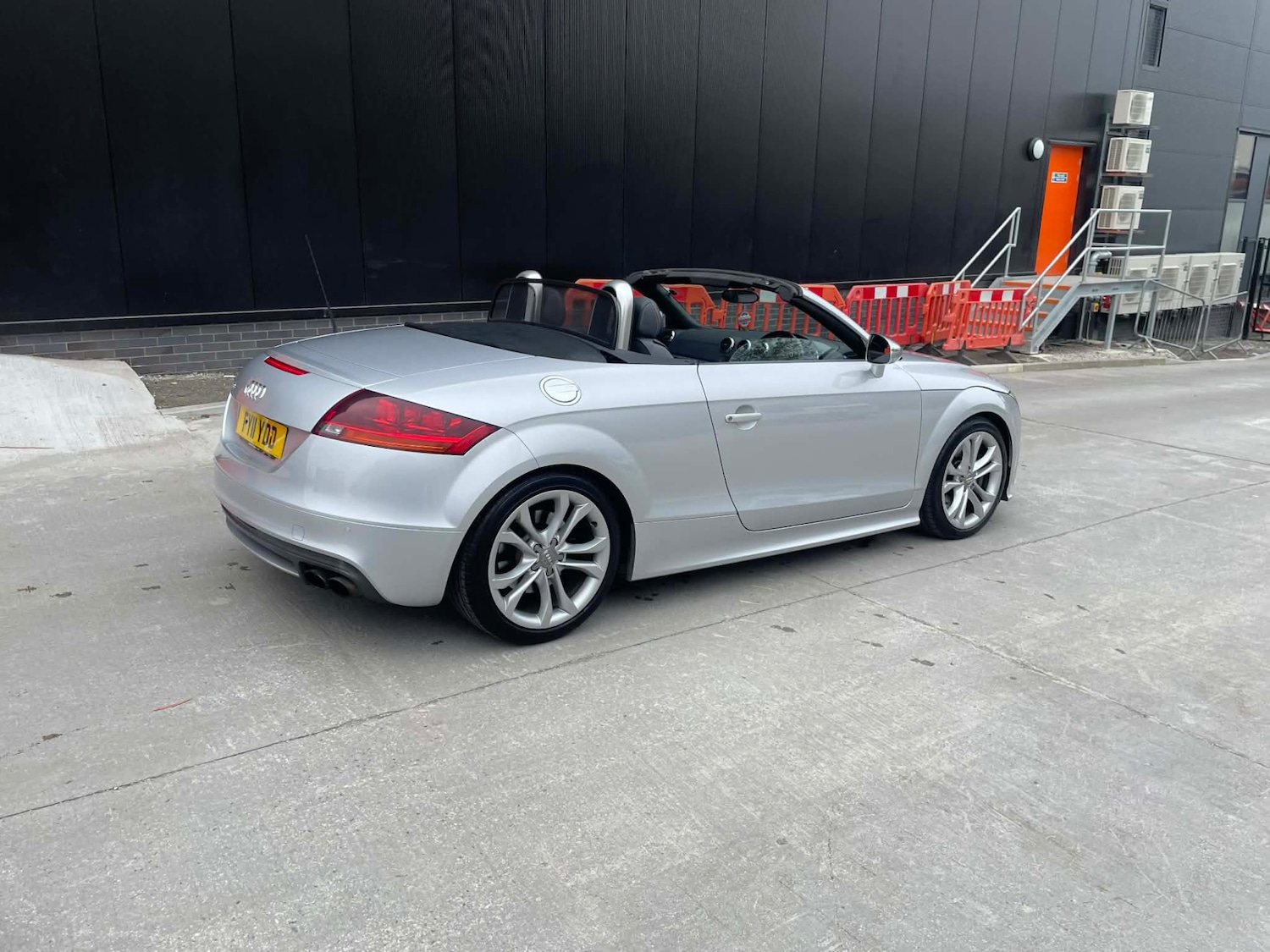 Used Audi TT 2011 for sale - 77980643: Photo 3