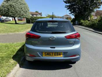 Used Hyundai i20 2017 for sale - 75398508: Photo