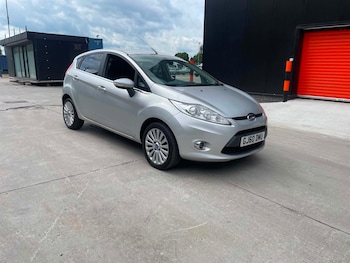 Used Ford Fiesta 2010 for sale - 79030210: Photo