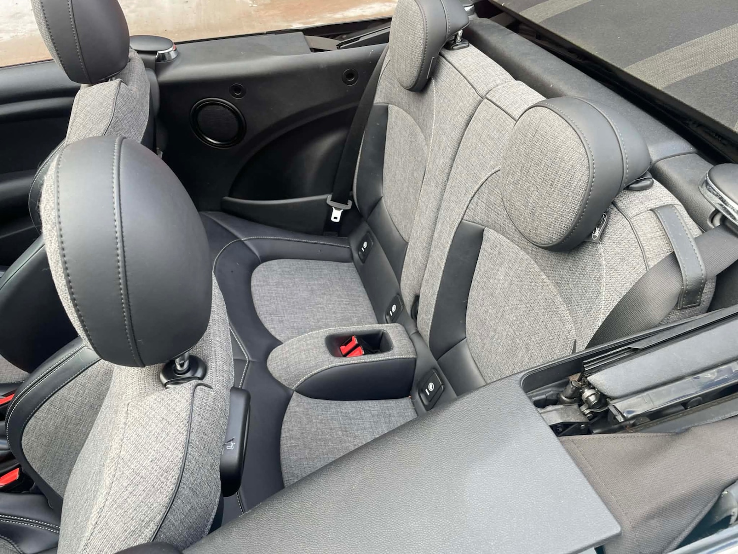 Used MINI Convertible 2016 for sale - 77137378: Photo 18