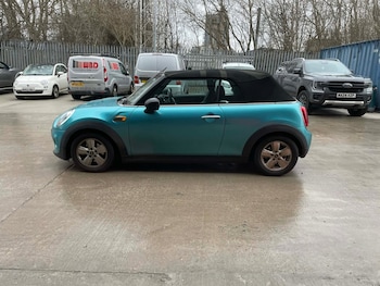 Used MINI Convertible 2016 for sale - 77137378: Photo