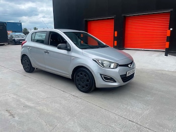Used Hyundai i20 2013 for sale - 78900472: Photo