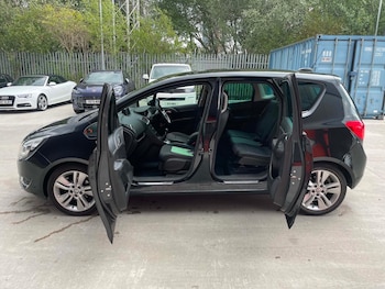Used Vauxhall Meriva 2016 for sale - 79353095: Photo