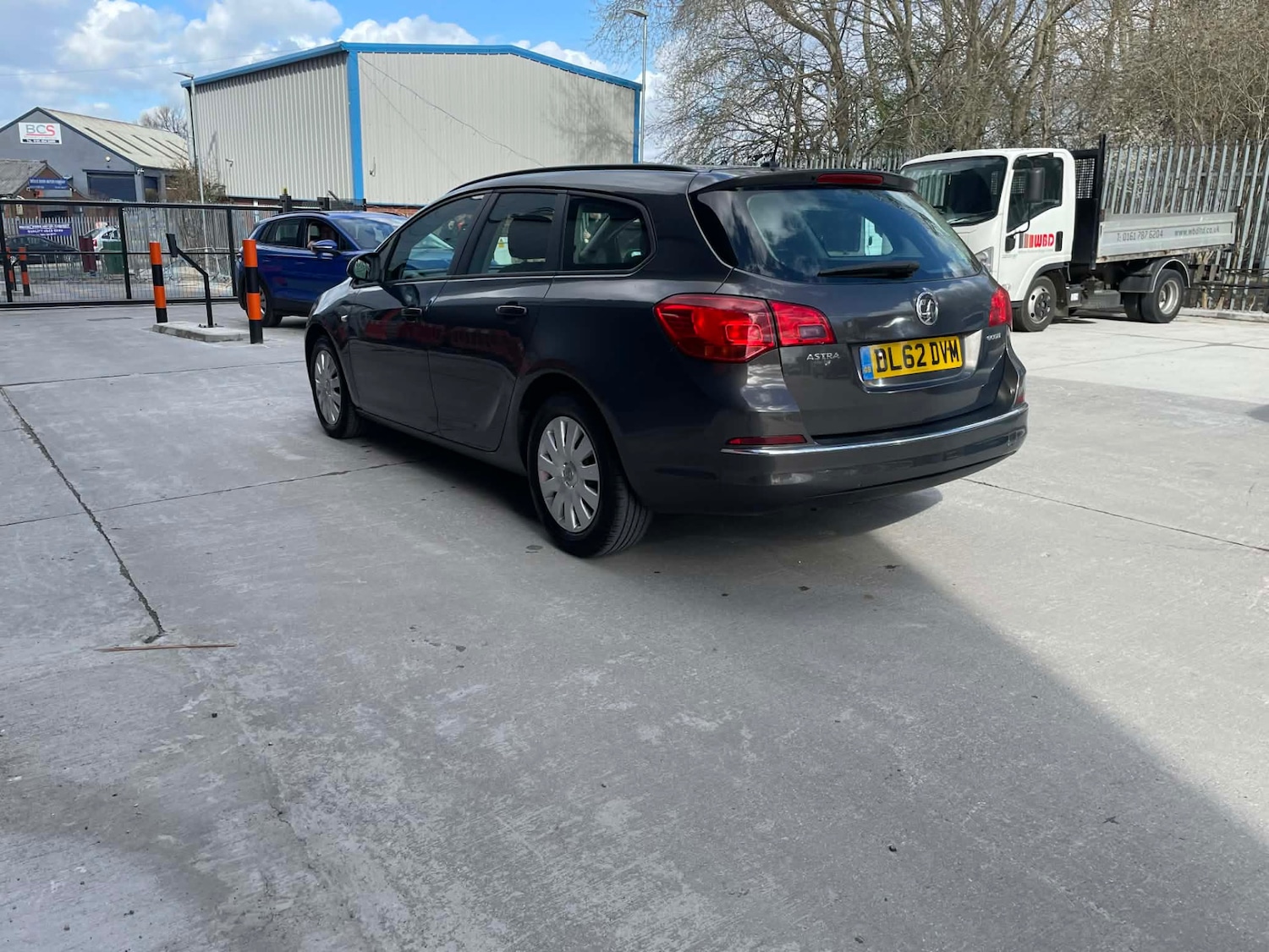 Used Vauxhall Astra 2013 for sale - 77888906: Photo 6