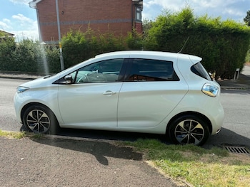 Used Renault Zoe 2017 for sale - 79564379: Photo