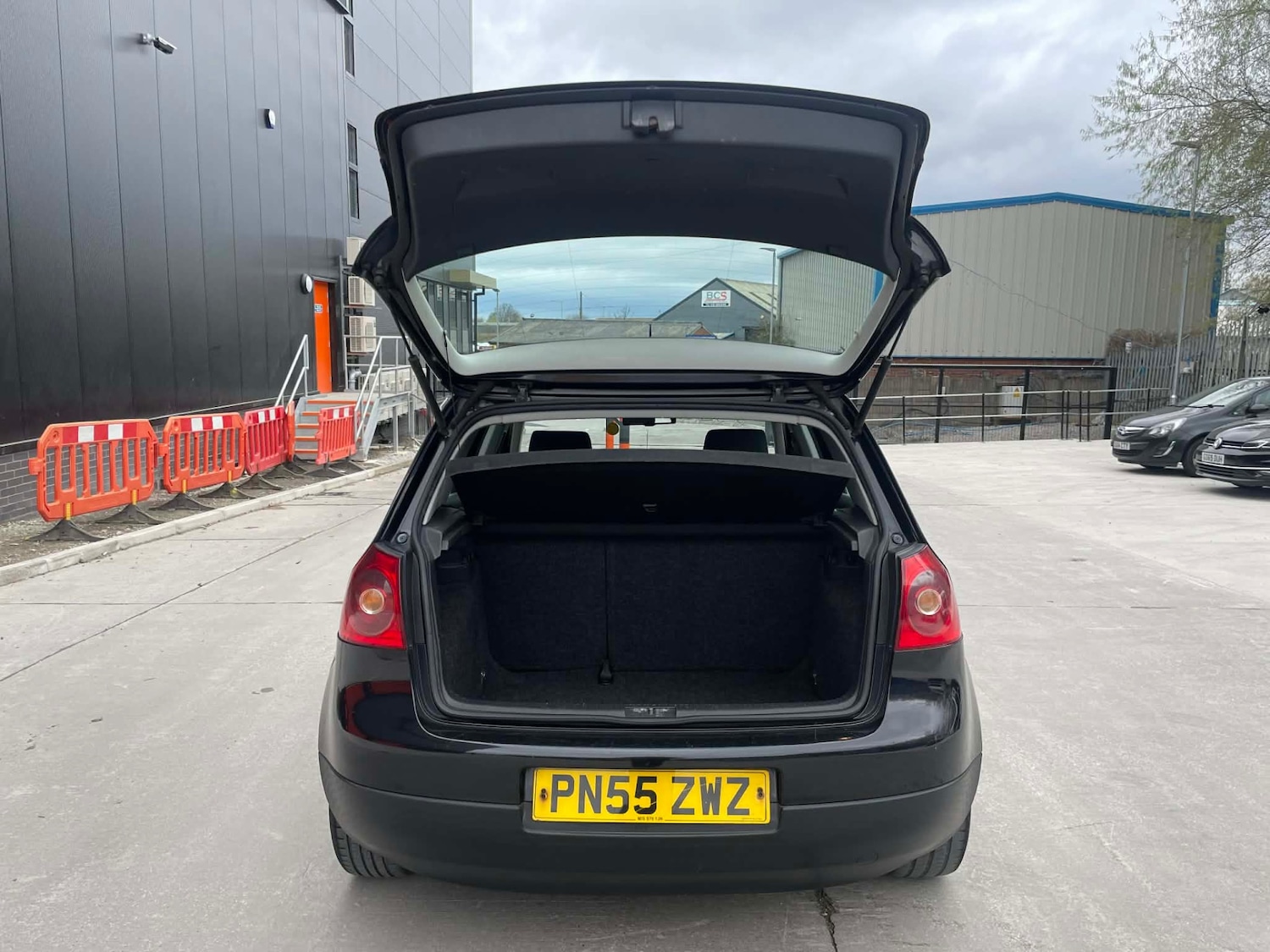 Used Volkswagen Golf 2005 for sale - 77995421: Photo 3