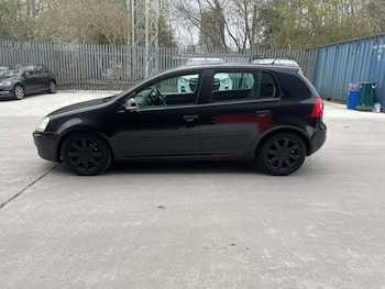 Used Volkswagen Golf 2005 for sale - 77995421: Photo