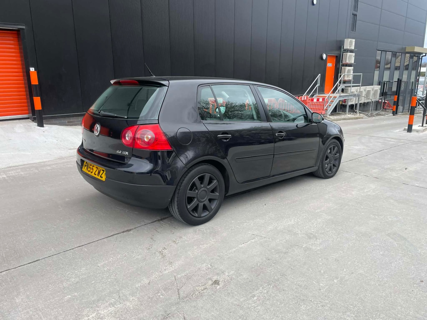 Used Volkswagen Golf 2005 for sale - 77995421: Photo 8