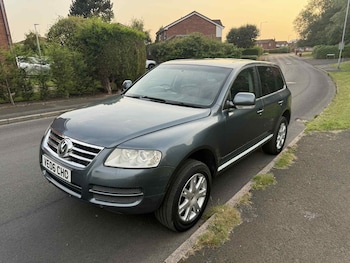Used Volkswagen Touareg 2006 for sale - 75581750: Photo