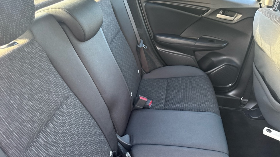 Used Honda Jazz 2017 for sale - 76971390: Photo 14