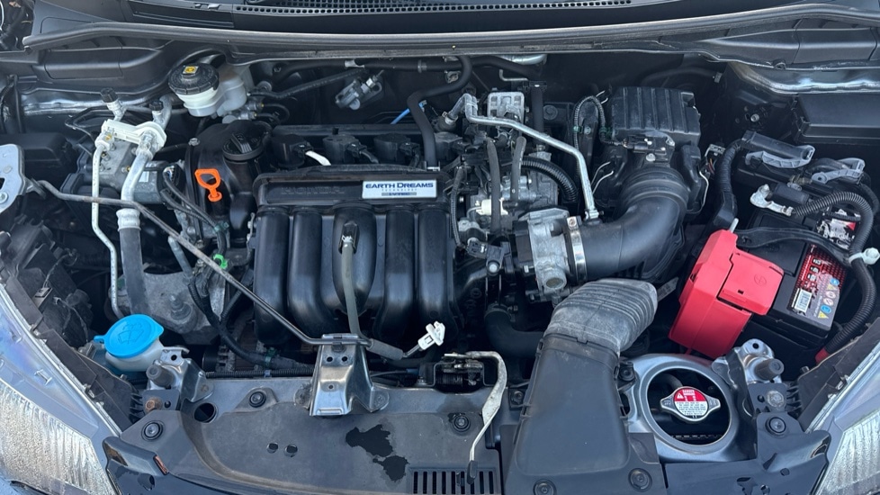 Used Honda Jazz 2017 for sale - 76971390: Photo 16