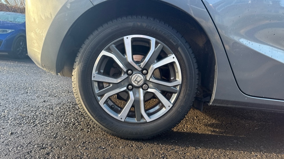 Used Honda Jazz 2017 for sale - 76971390: Photo 19