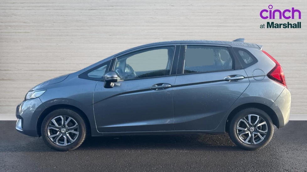 Used Honda Jazz 2017 for sale - 76971390: Photo 6