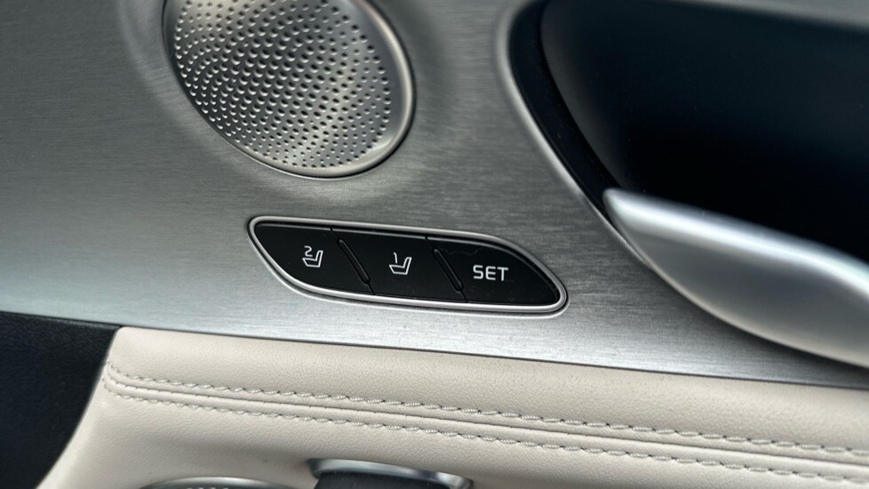 Used Kia Stinger 2018 for sale - 76514961: Photo 42