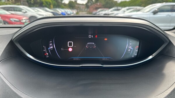 Used Peugeot 5008 2023 for sale - 76130751: Photo 13