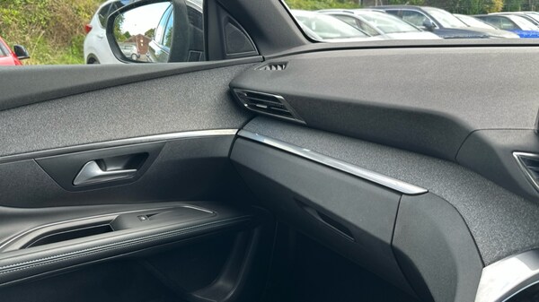 Used Peugeot 5008 2023 for sale - 76130751: Photo 29