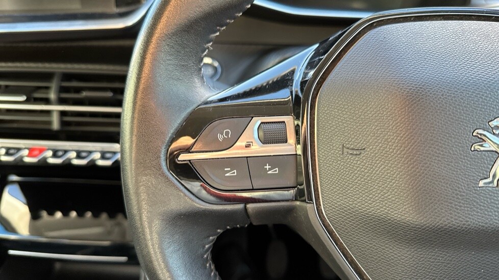 Used Peugeot 2008 2020 for sale - 76661043: Photo 22