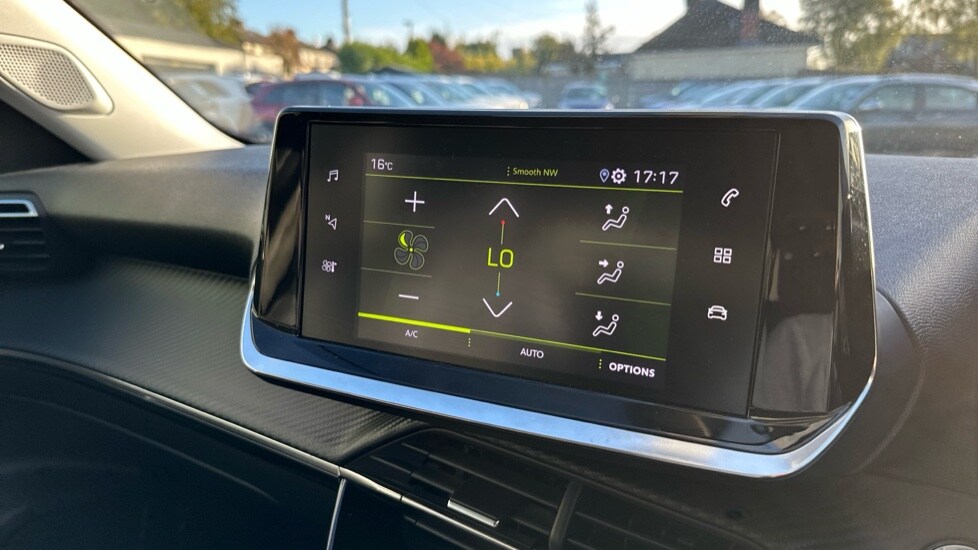 Used Peugeot 2008 2020 for sale - 76661043: Photo 32