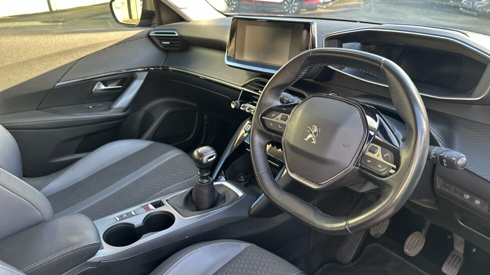 Used Peugeot 2008 2020 for sale - 76661043: Photo 9