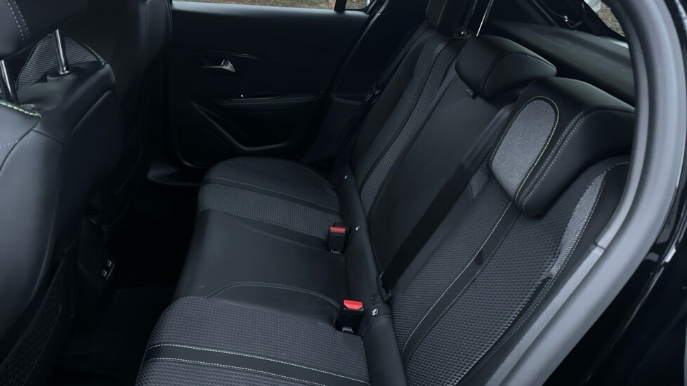 Used Peugeot 208 2023 for sale - 76514859: Photo 14