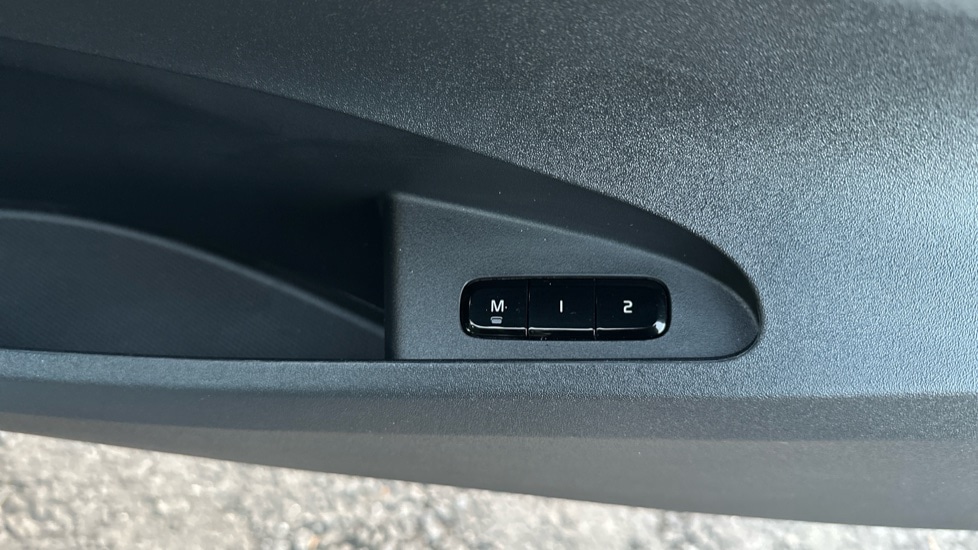 Used Polestar Polestar 2 2025 for sale - 76415107: Photo 37