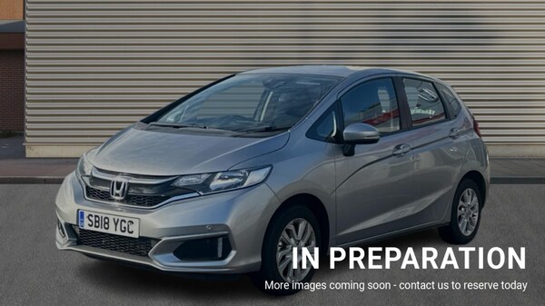 Used Honda Jazz 2018 for sale - 76203835: Photo 3