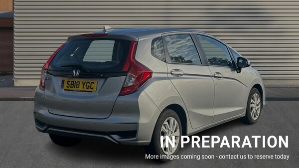 Used Honda Jazz 2018 for sale - 76203835: Photo 4